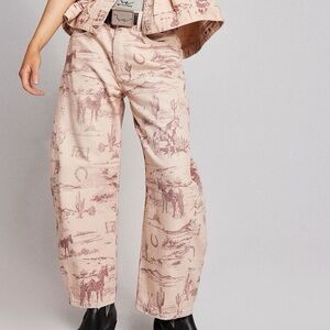 We The Free Good Luck Mid-Rise Barrel Jeans size 30